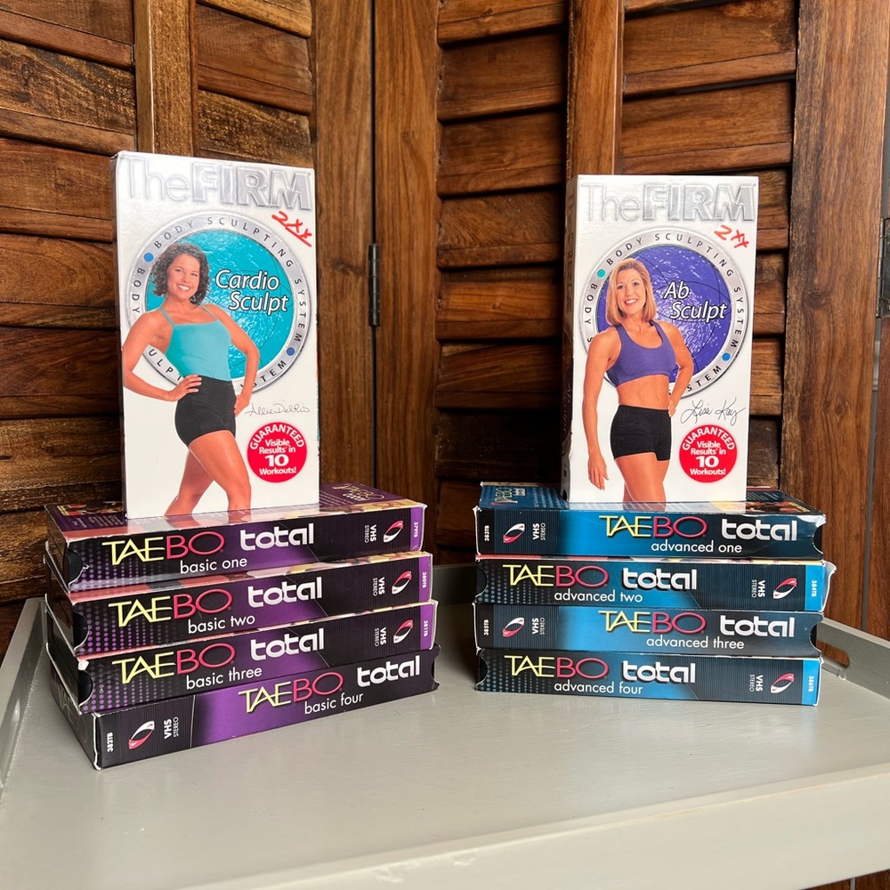 Tae bo & The Firm VHS. Set/4 beginner & set/4 advanced. 2 VHS the firm series.